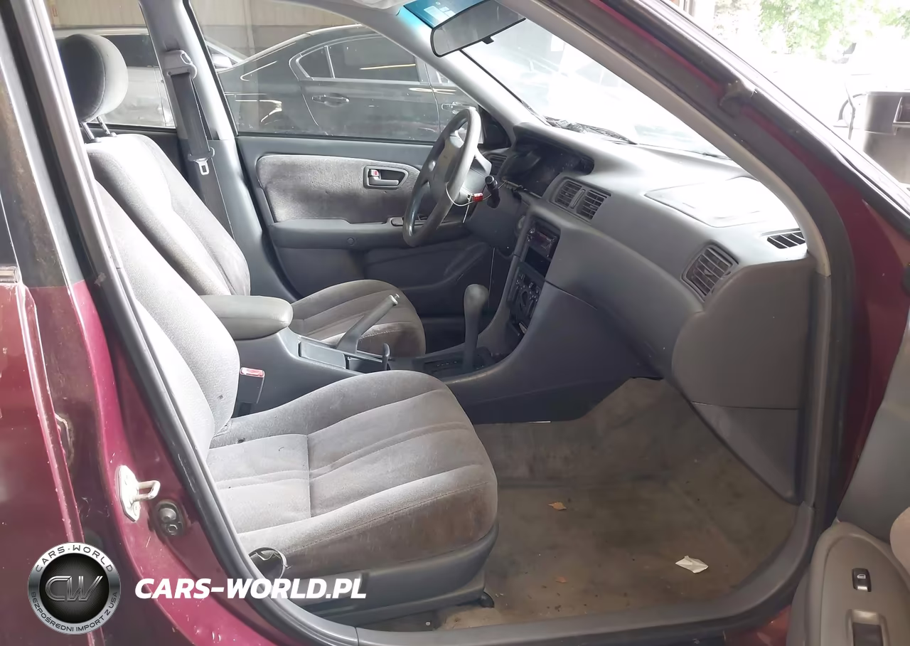 1998 Toyota Camry Le VIN:JT2BG22K3W0123386 - 5