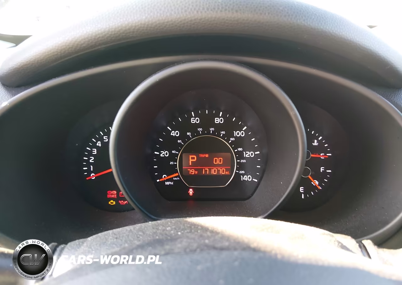 2014 Kia Soul VIN:KNDJN2A28E7052654 - 7