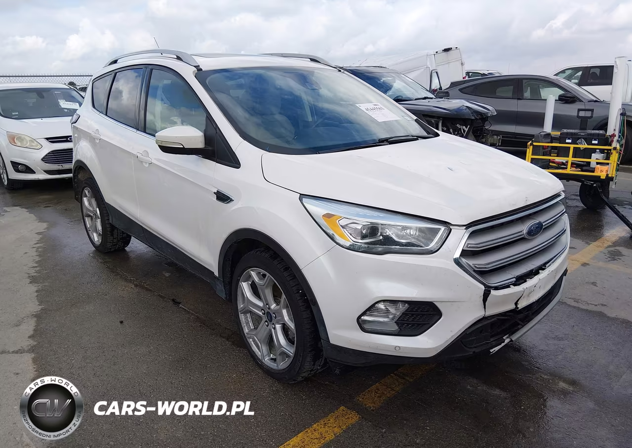 2018 Ford Escape Titanium – zdjęcie 1 z 17