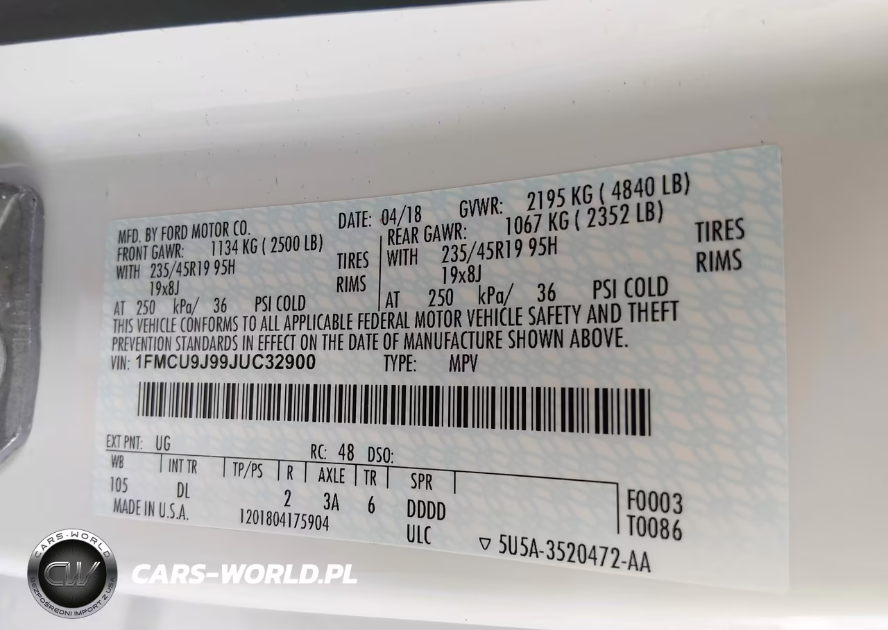 2018 Ford Escape Titanium VIN:1FMCU9J99JUC32900 - 9