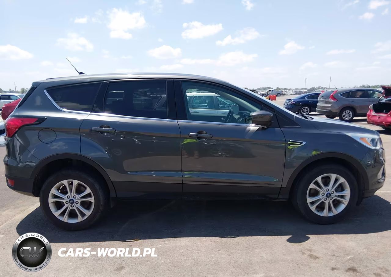 2019 Ford Escape Se VIN:1FMCU9GD6KUA96755 - 13