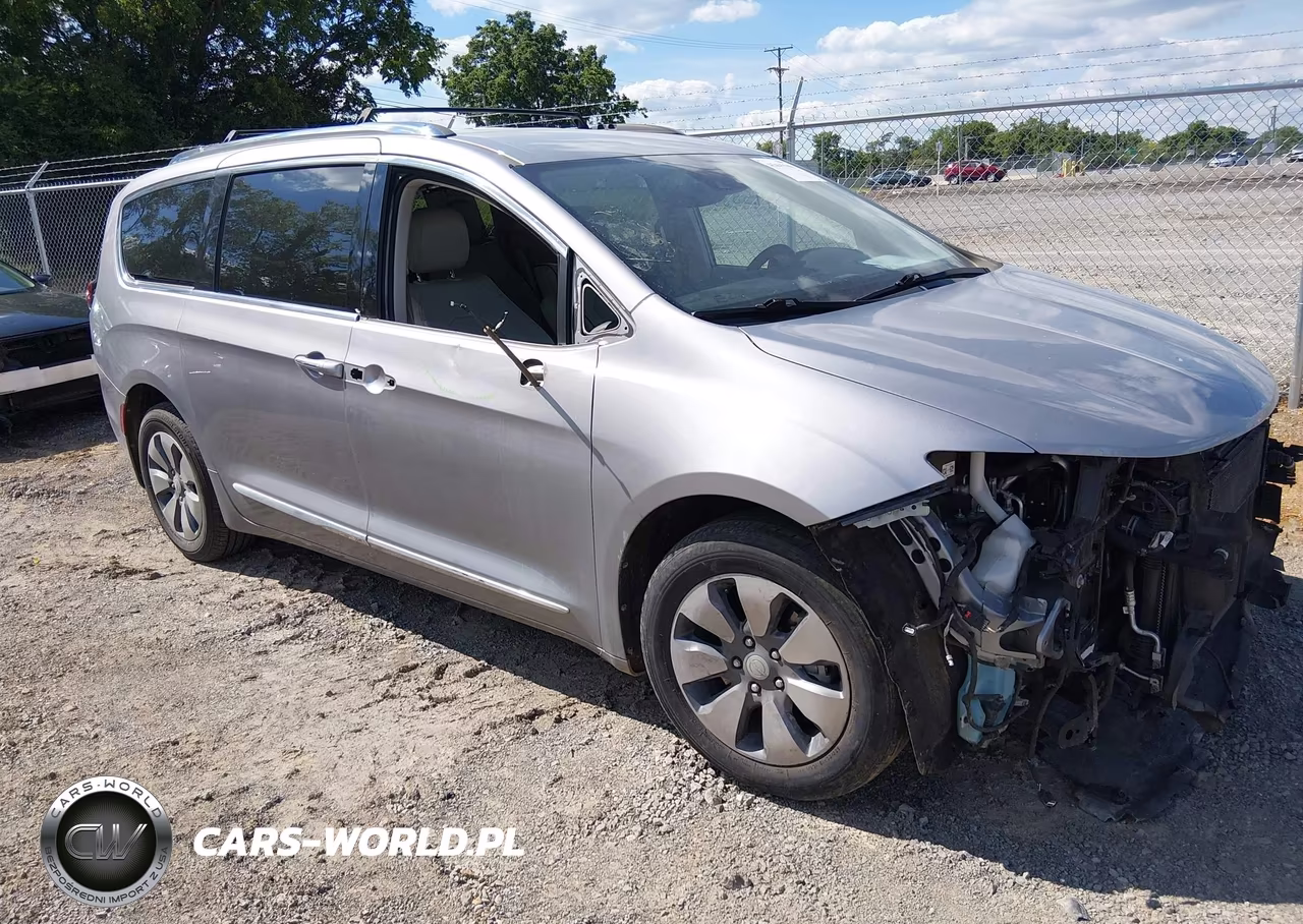 2018 Chrysler Pacifica Hybrid Limited – zdjęcie 1 z 18