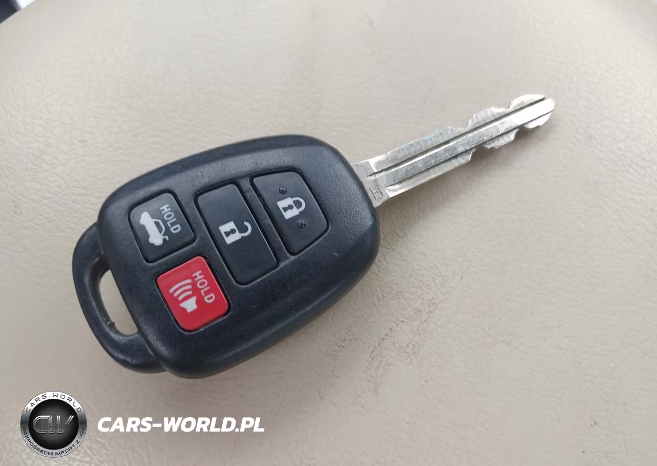 2015 Toyota Camry Le VIN:4T4BF1FK3FR474288 - 11