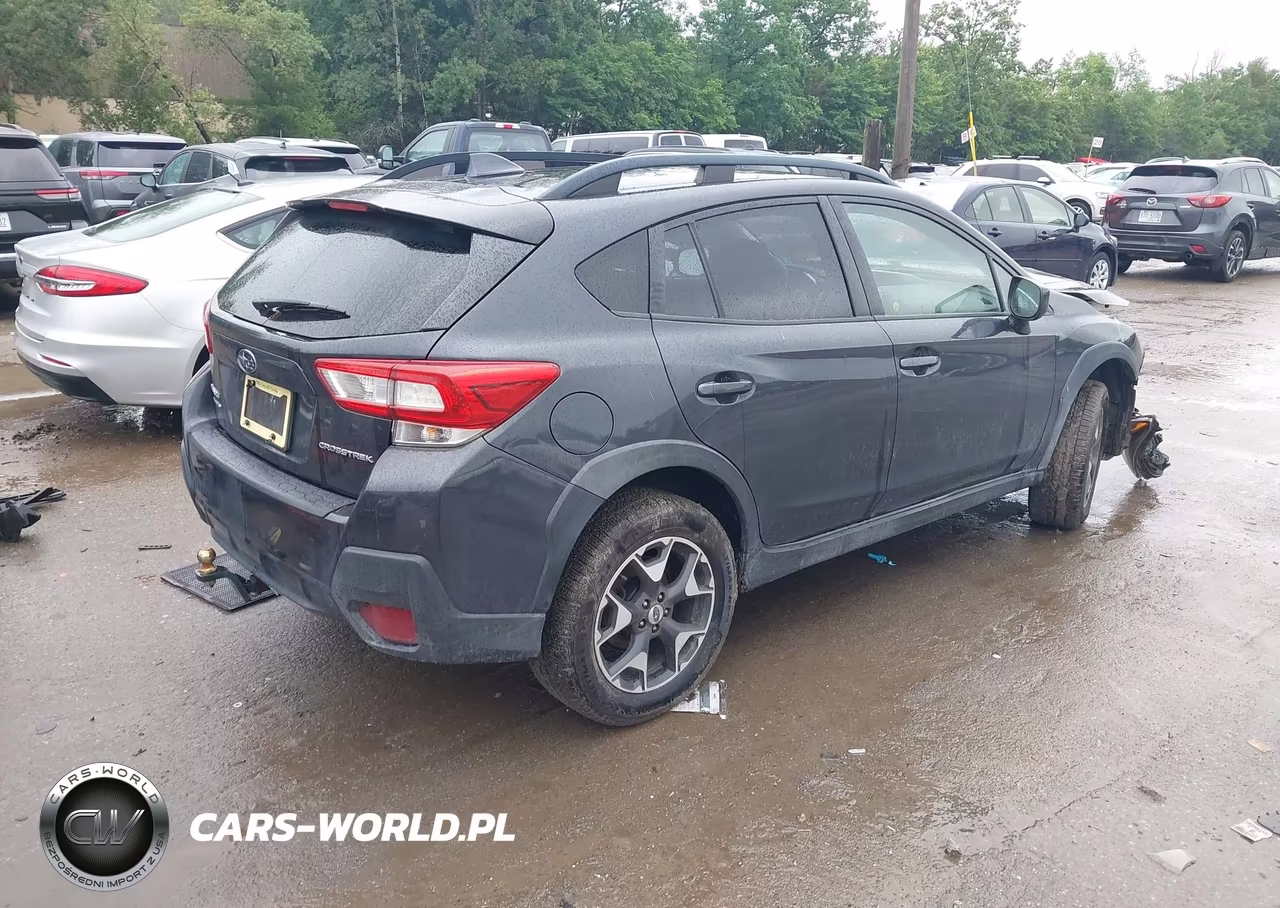 2018 Subaru Crosstrek 2.0I Premium VIN:JF2GTABC2J8341486 - 4