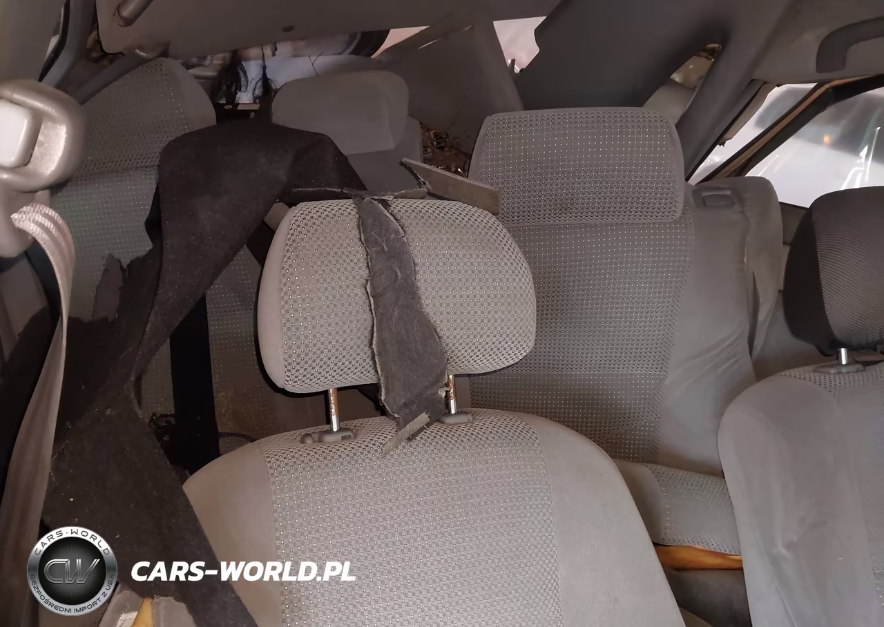 2007 Suzuki Forenza Convenience VIN:KL5JD56ZX7K536146 - 8