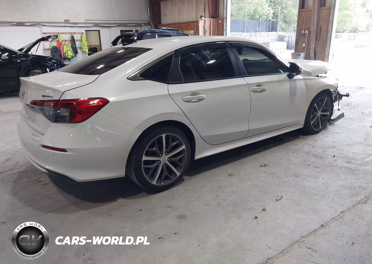2022 Honda Civic Touring VIN:2HGFE1F92NH322506 - 4