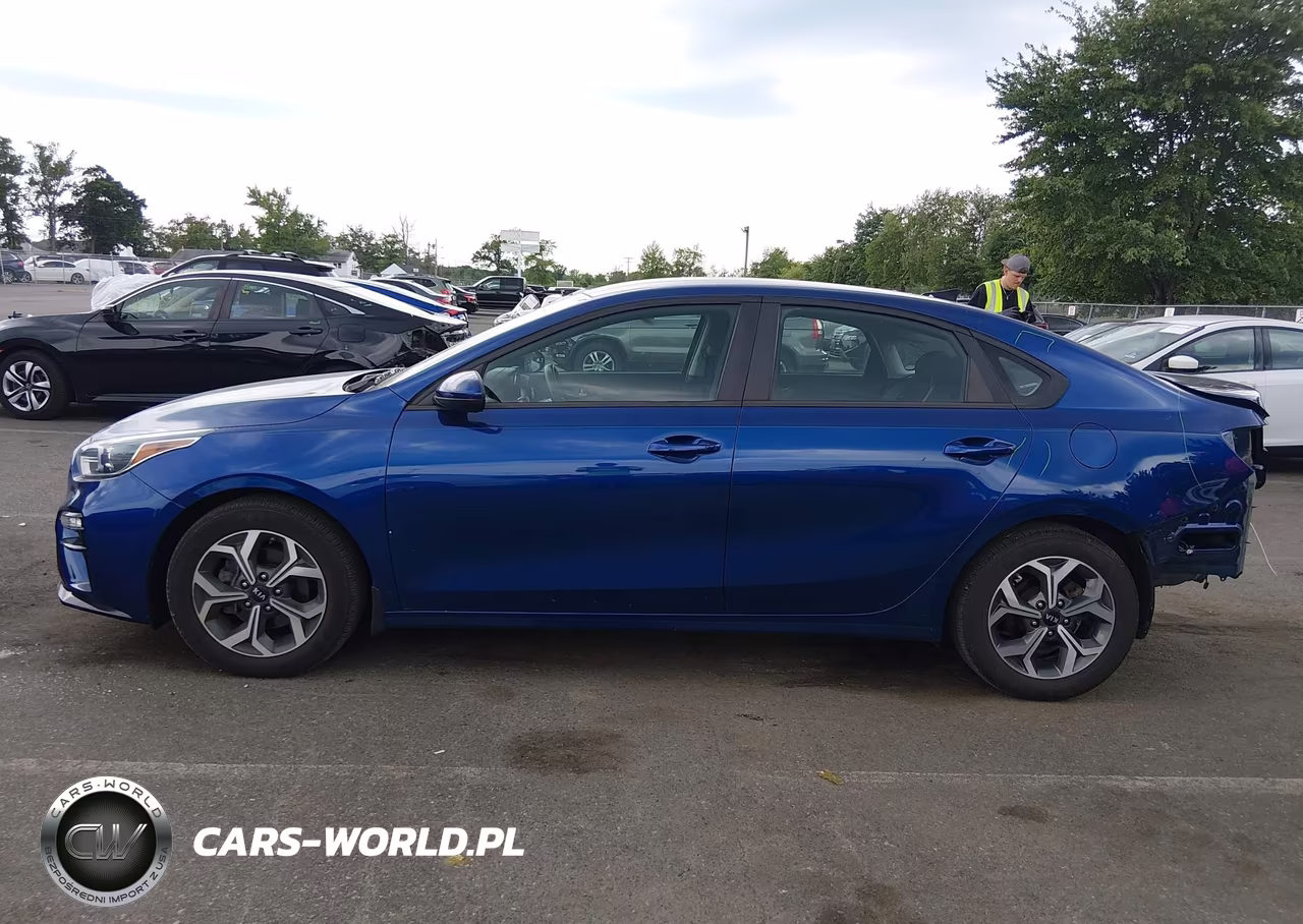 2021 Kia Forte Lxs VIN:3KPF24AD8ME284276 - 14