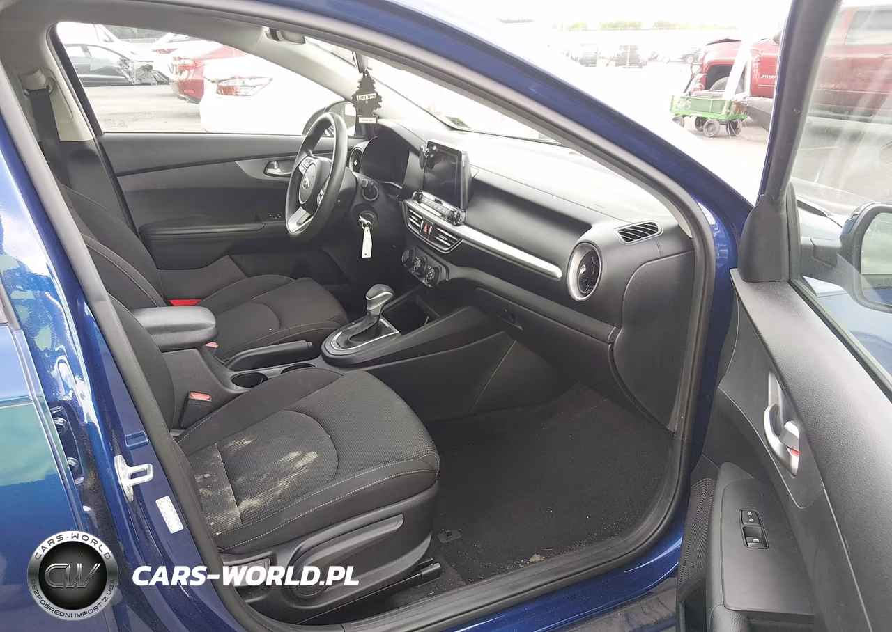 2021 Kia Forte Lxs VIN:3KPF24AD8ME284276 - 5