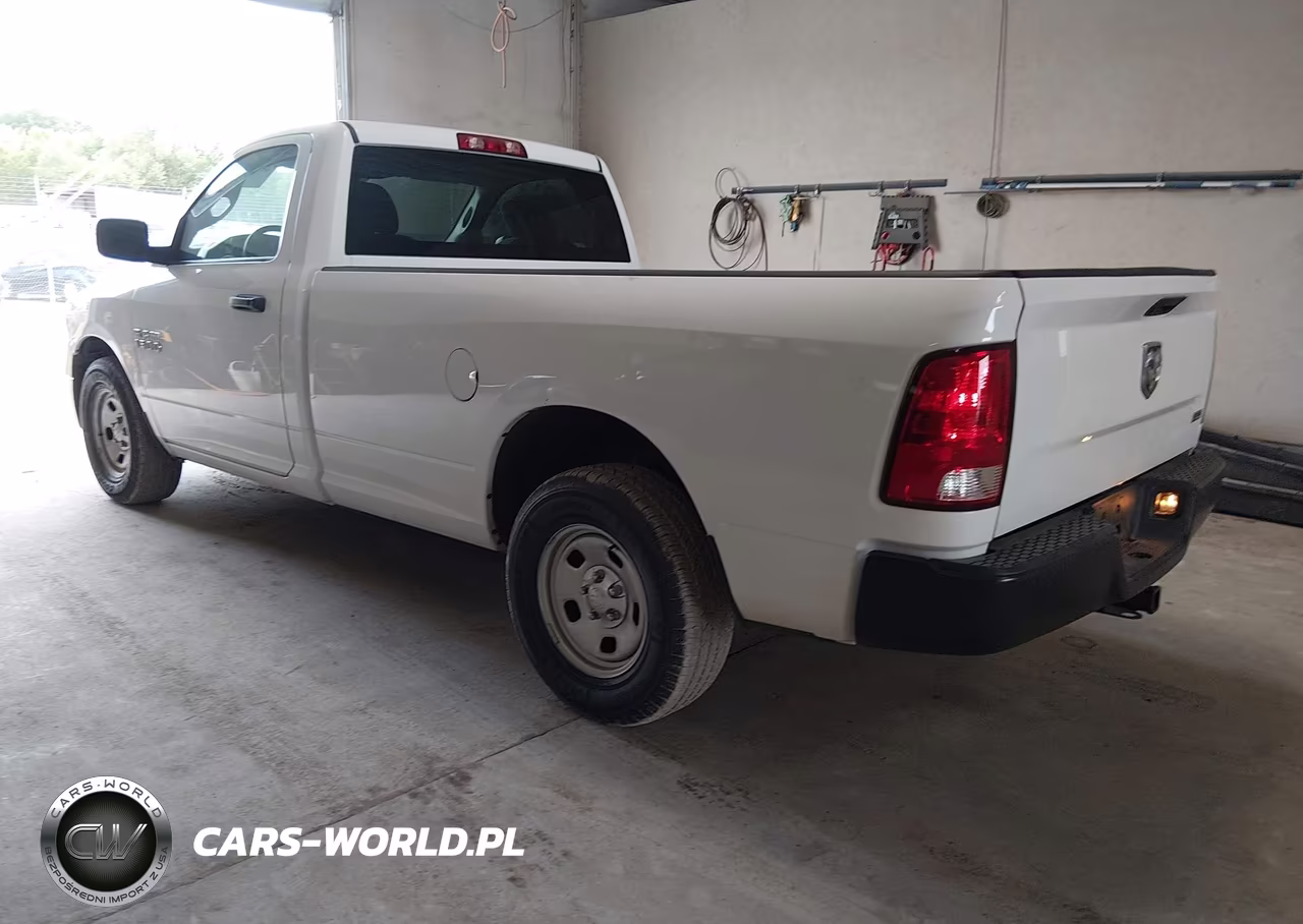 2018 Ram 1500 Tradesman 4X2 8' Box VIN:3C6JR6DG2JG318131 - 3