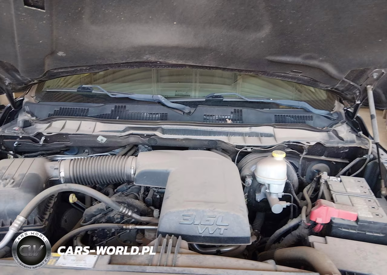 2016 Ram 1500 Tradesman VIN:1C6RR7KG3GS362524 - 10
