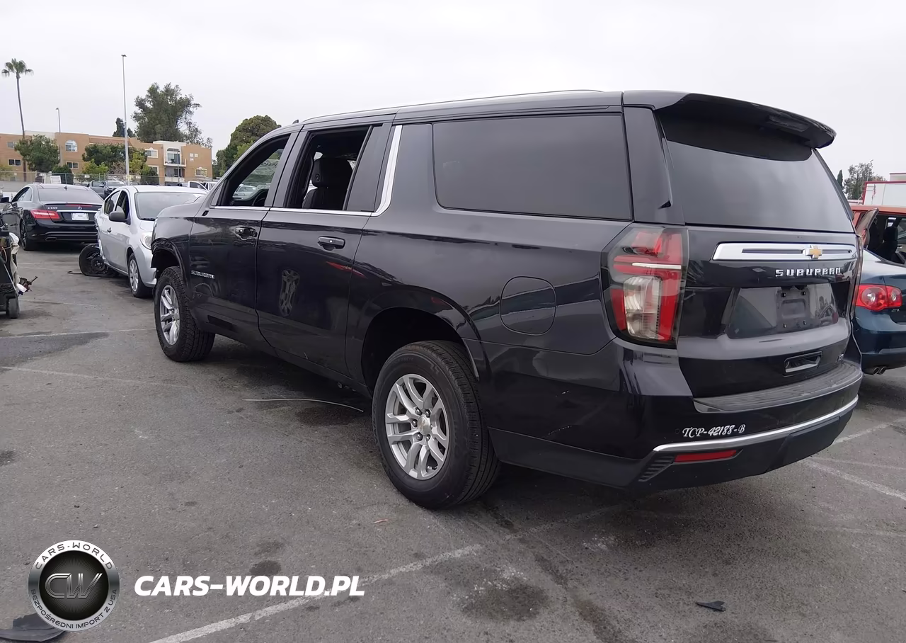 2023 Chevrolet Suburban 2Wd Lt VIN:1GNSCCKD3PR420527 - 3