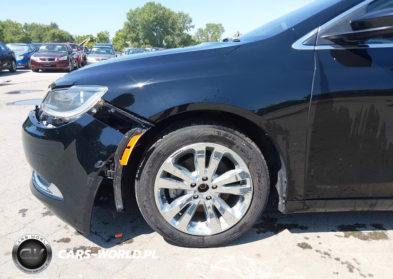 2015 Chrysler 200 Limited VIN:1C3CCCAB9FN504987 - 17