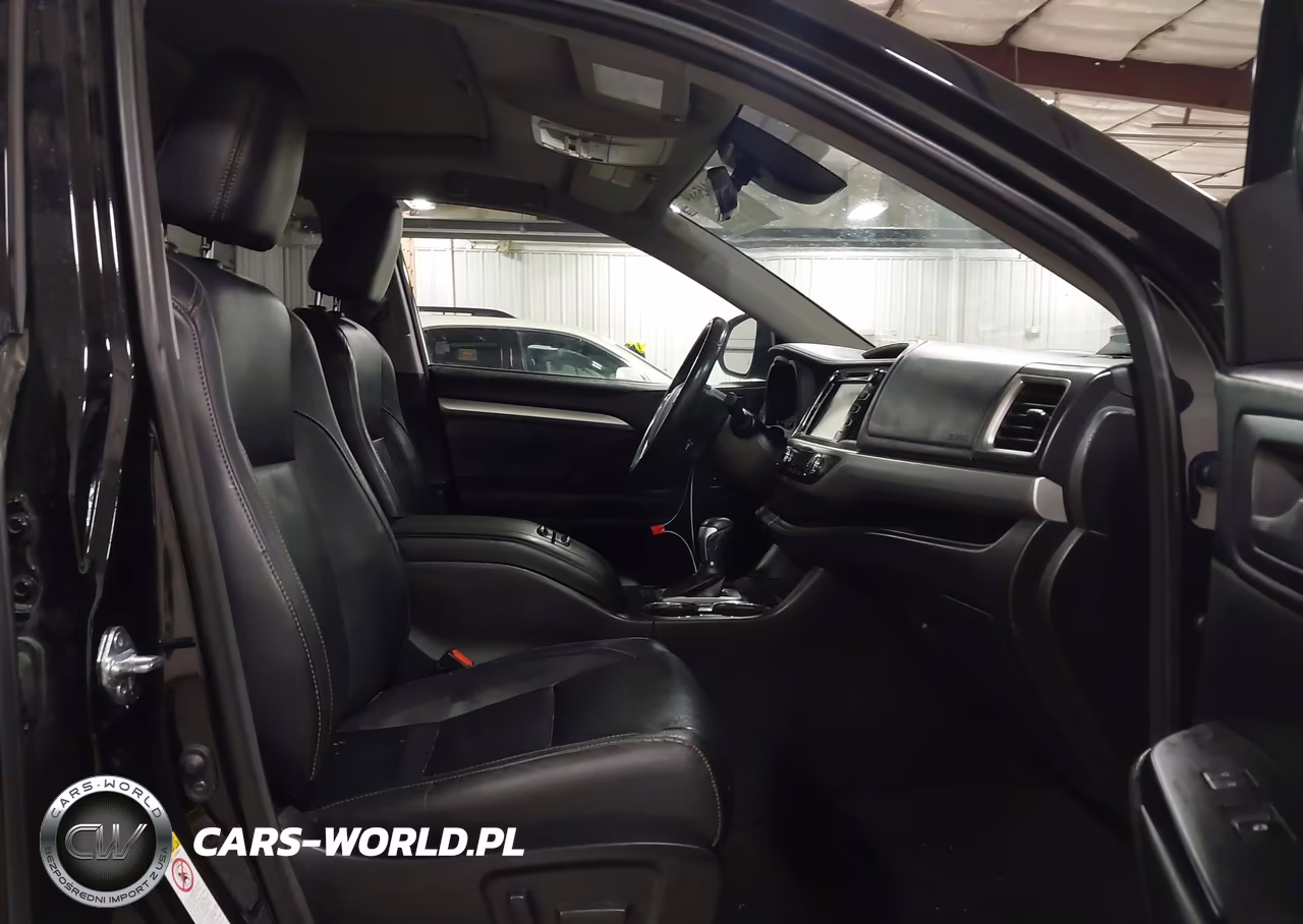 2018 Toyota Highlander Xle VIN:5TDJZRFH8JS523566 - 5