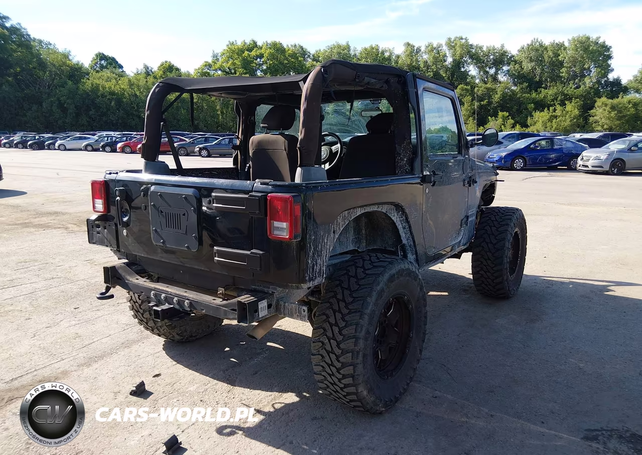 2012 Jeep Wrangler Sport VIN:1C4AJWAG3CL270343 - 4
