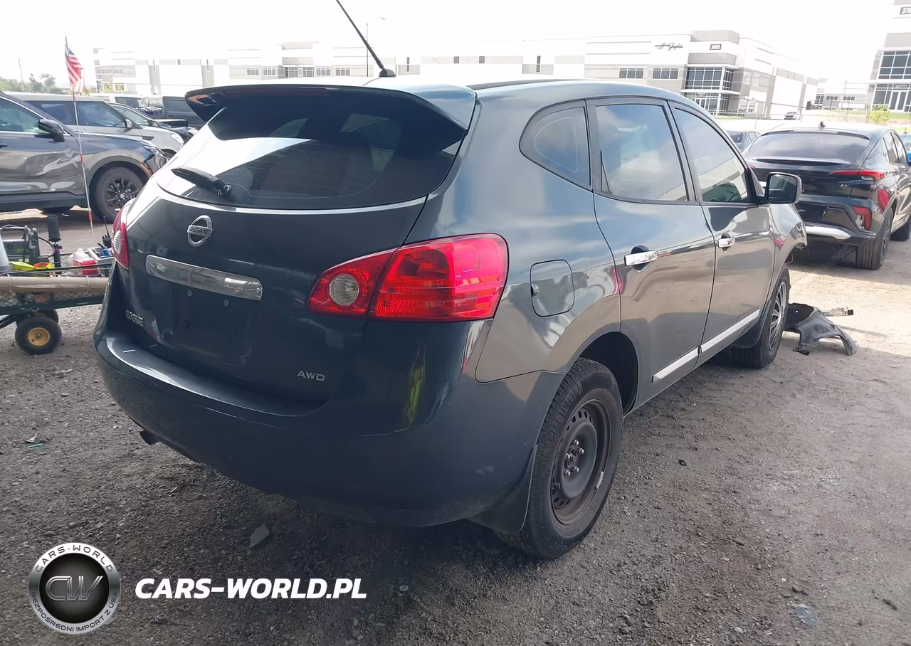 2013 Nissan Rogue S VIN:JN8AS5MV7DW648931 - 4