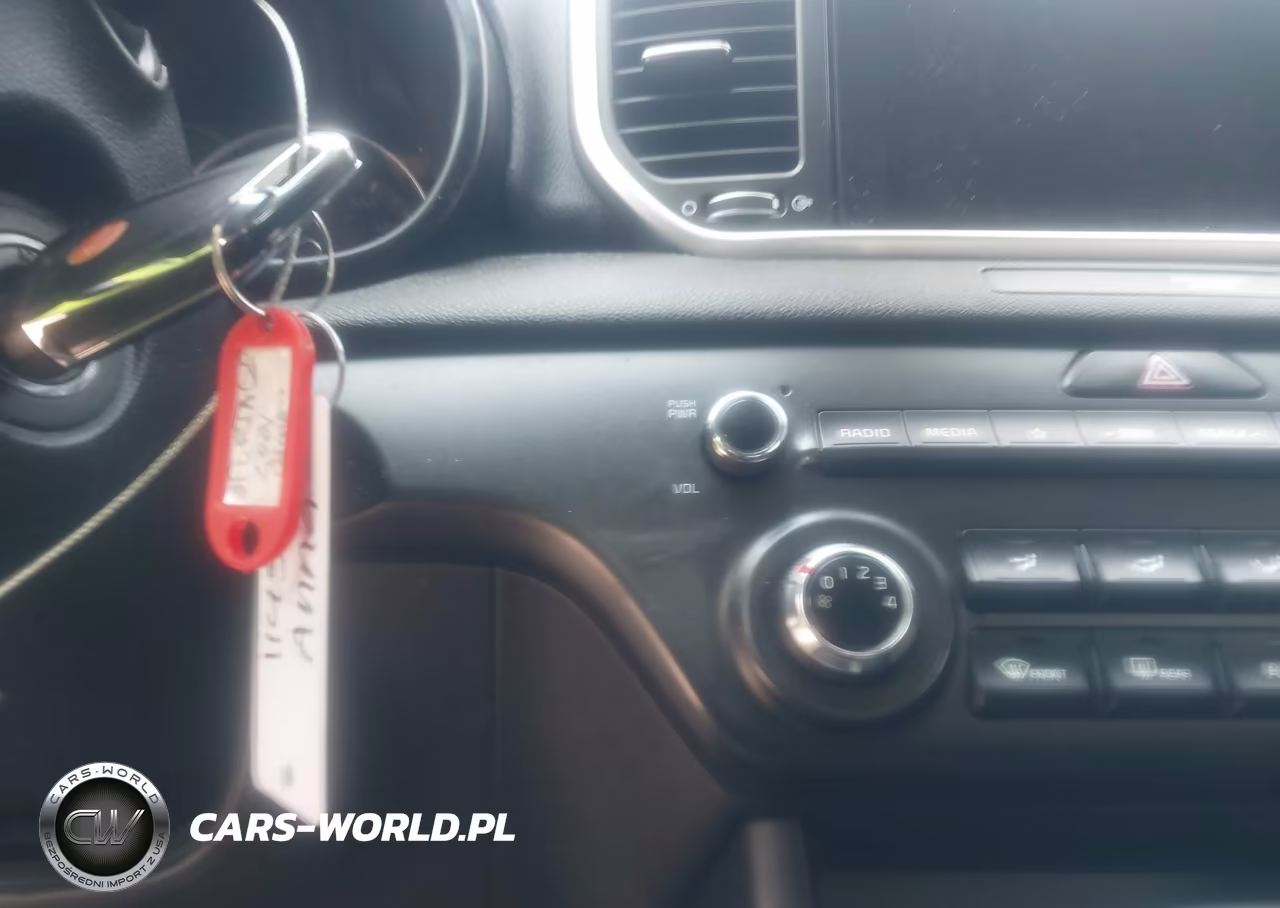 KIA SPORTAGE L VIN:KNDPM3AC8M7935521 - 11