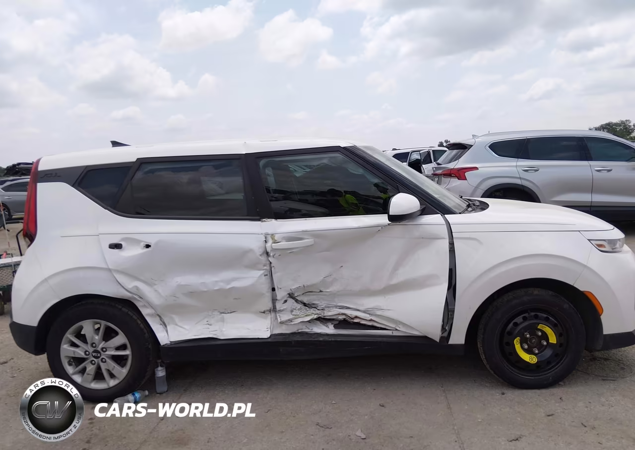 2020 Kia Soul Lx VIN:KNDJ23AUXL7037375 - 13