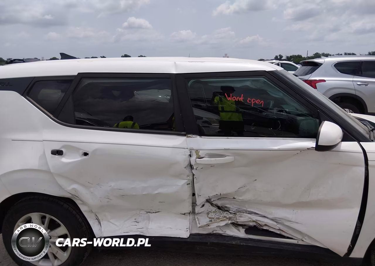 2020 Kia Soul Lx VIN:KNDJ23AUXL7037375 - 6