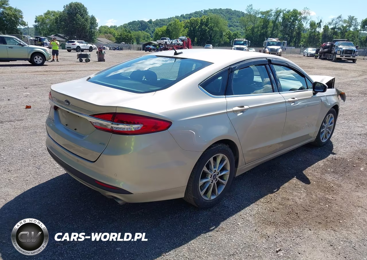 2017 Ford Fusion Se VIN:3FA6P0H78HR194060 - 4