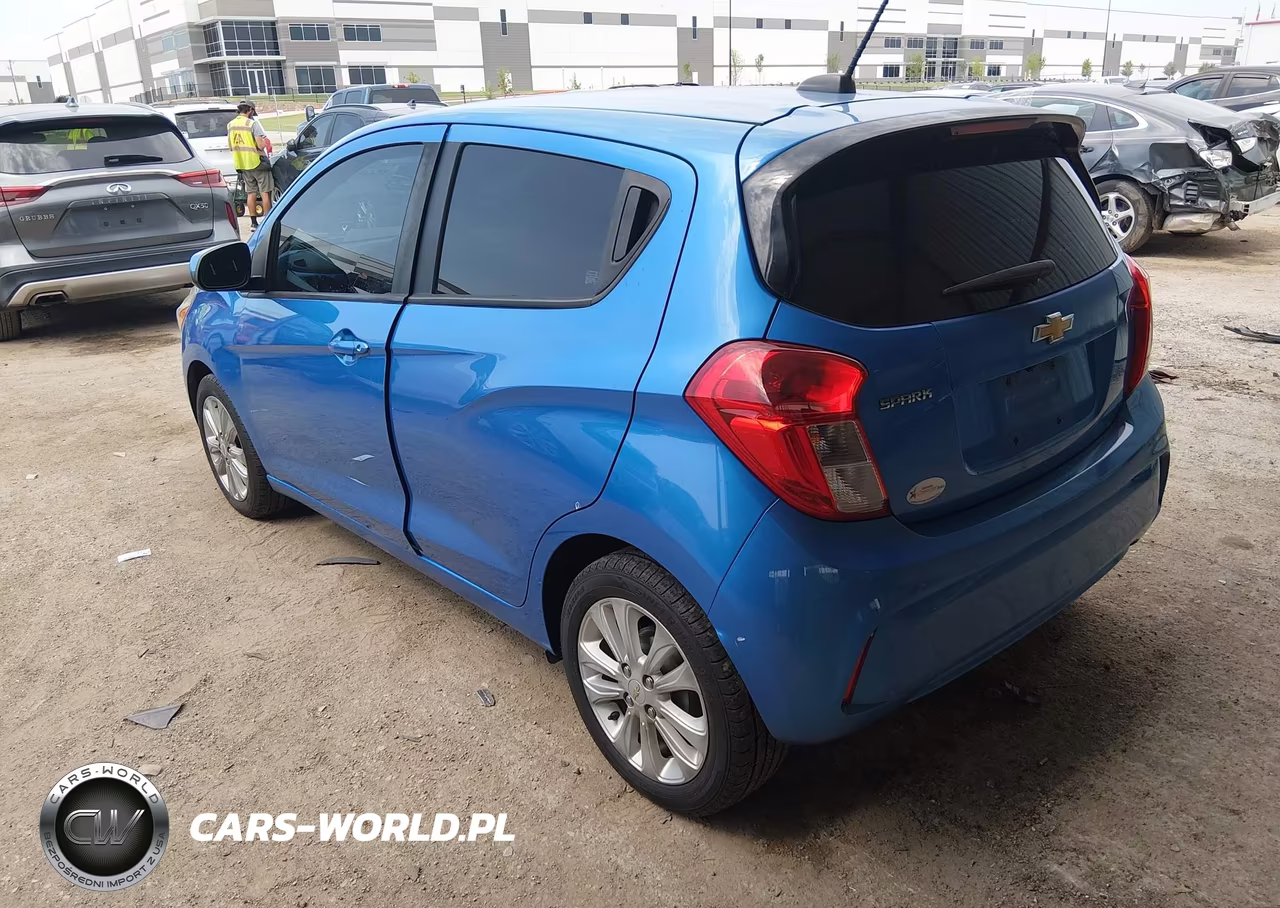 2018 Chevrolet Spark 1Lt Manual VIN:KL8CC6SA6JC439628 - 3