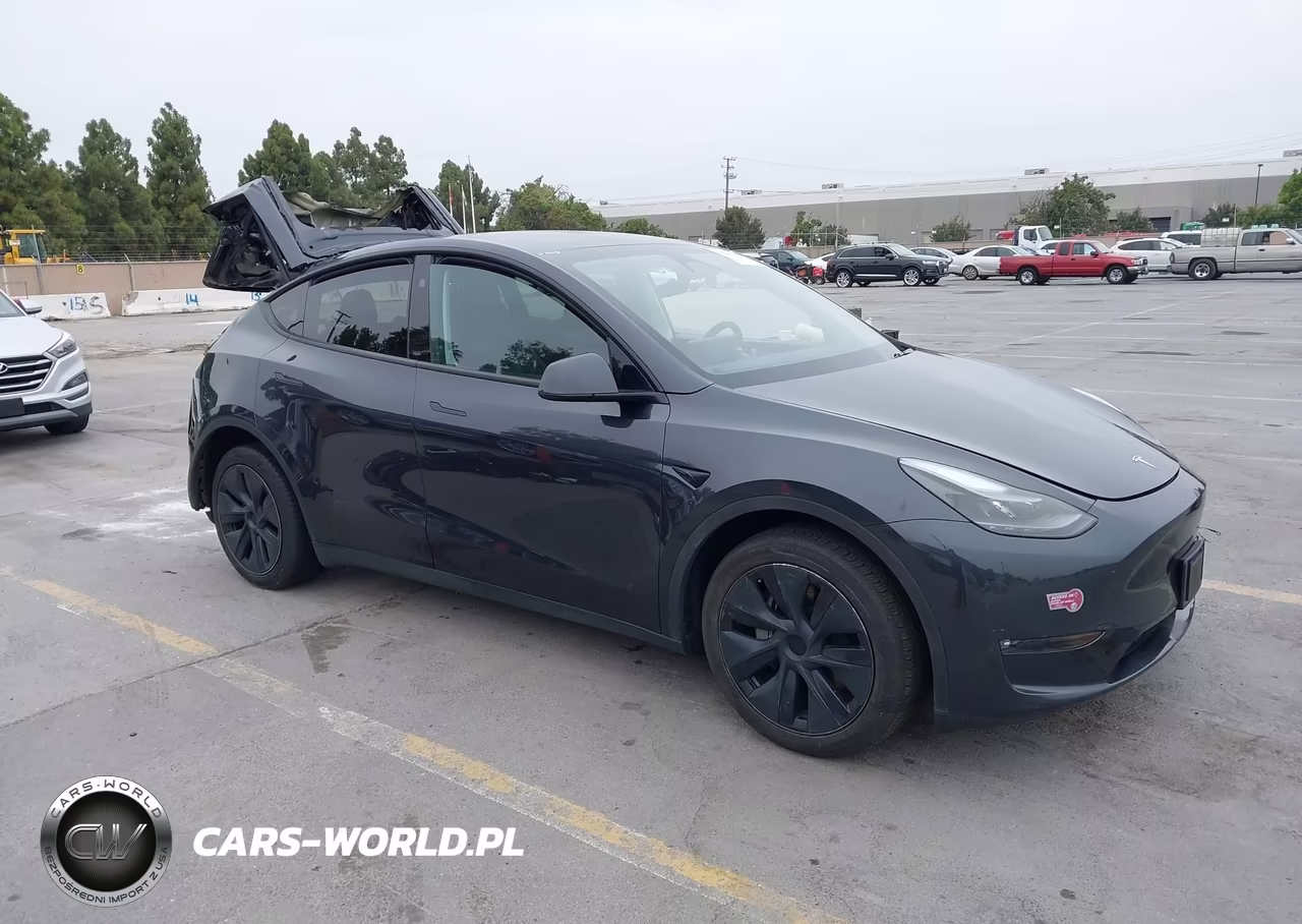 2024 Tesla Model Y Long Range Dual Motor All-Wheel Drive – zdjęcie 1 z 19