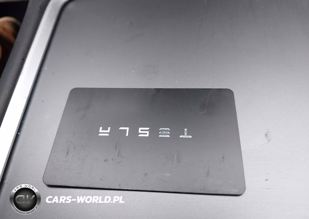 2024 Tesla Model Y Long Range Dual Motor All-Wheel Drive VIN:7SAYGDEE2RF159825 - 11