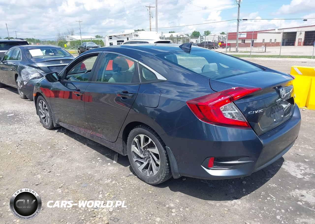 2017 Honda Civic Ex VIN:19XFC2F7XHE014461 - 3