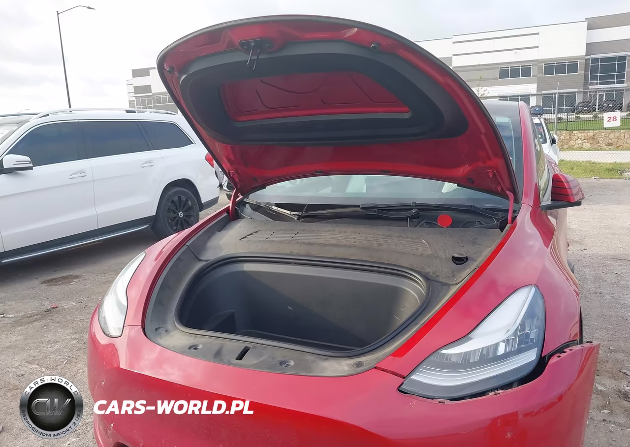 2021 Tesla Model Y Long Range Dual Motor All-Wheel Drive VIN:5YJYGDEE0MF183630 - 10