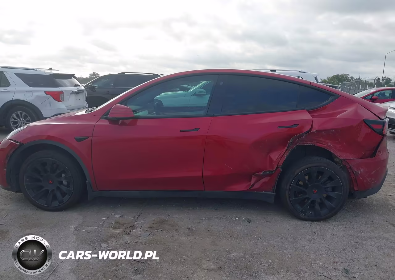 2021 Tesla Model Y Long Range Dual Motor All-Wheel Drive VIN:5YJYGDEE0MF183630 - 14