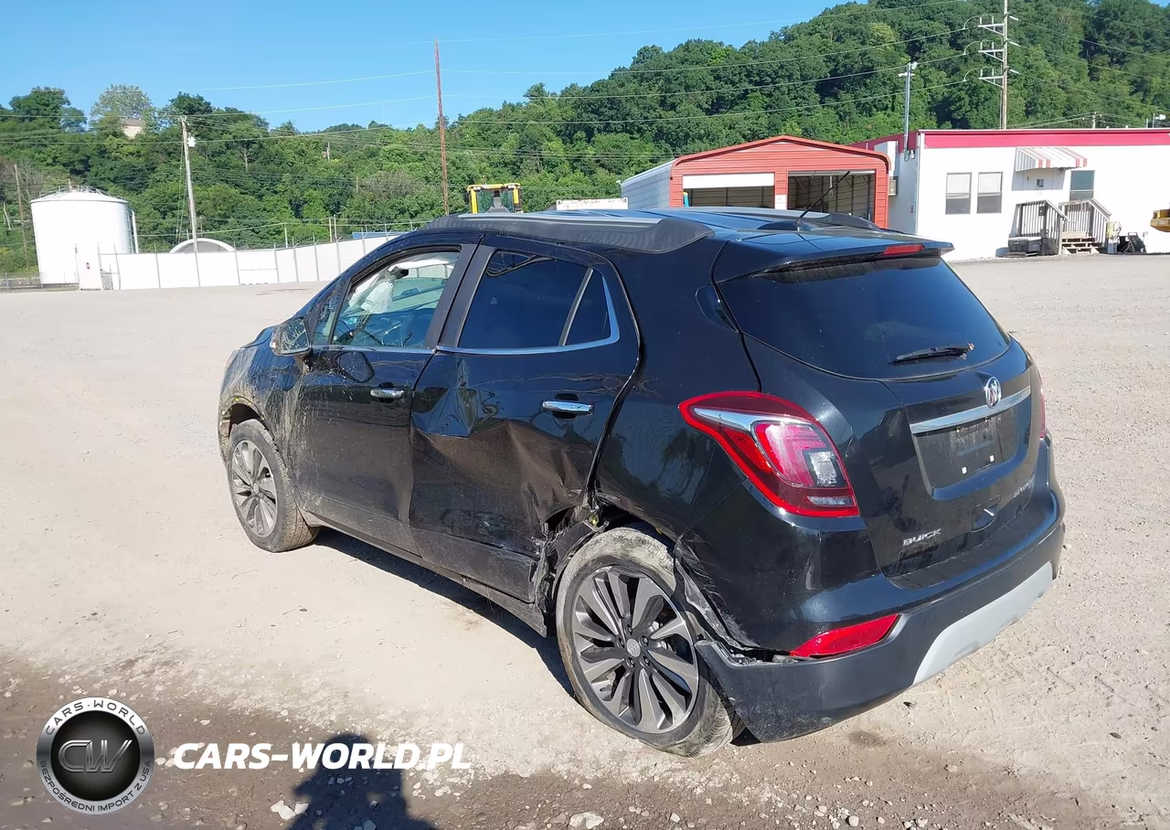 2018 Buick Encore Essence VIN:KL4CJGSB6JB584339 - 3