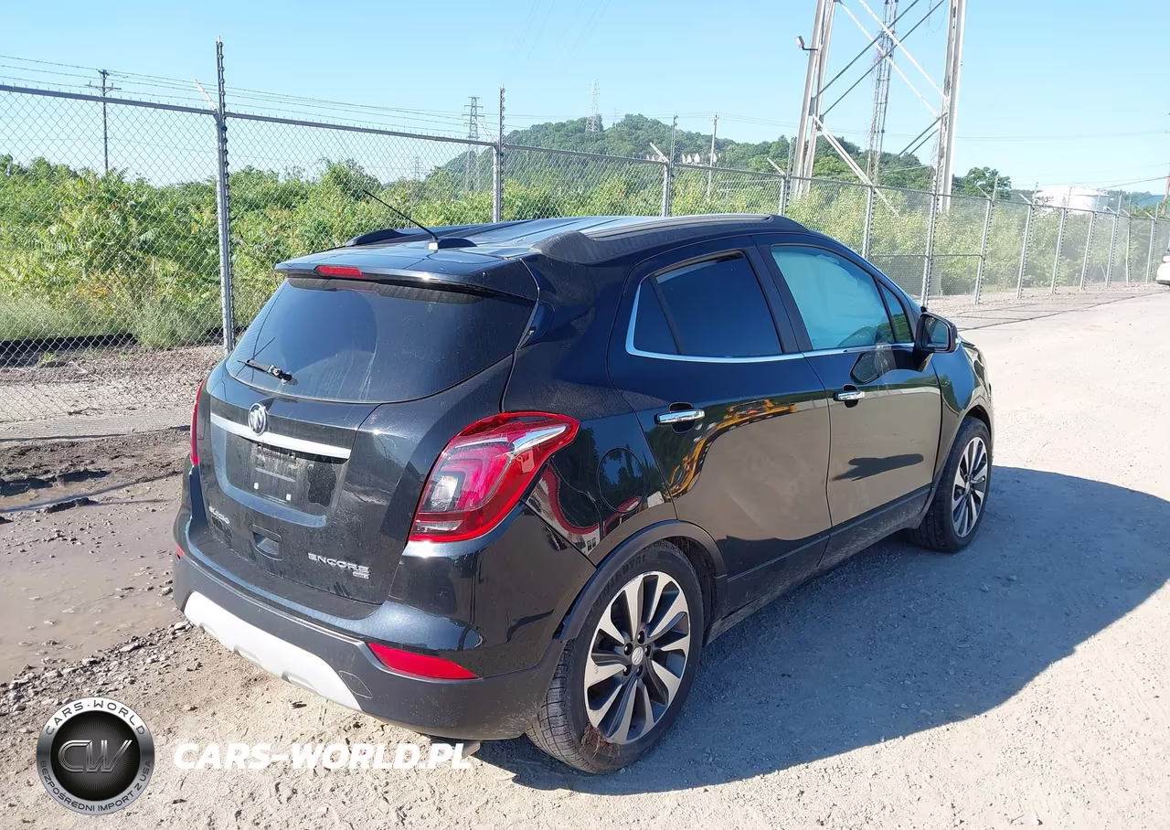 2018 Buick Encore Essence VIN:KL4CJGSB6JB584339 - 4