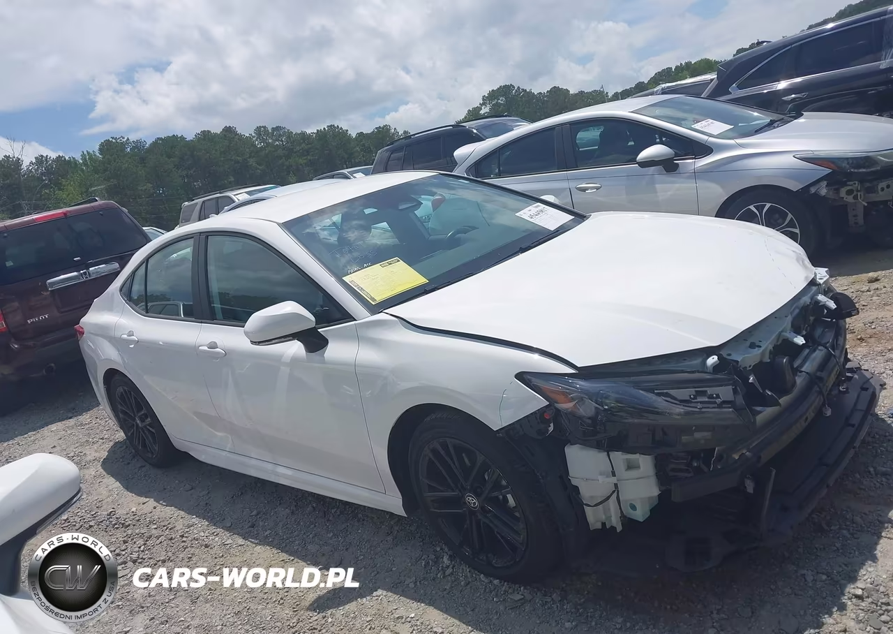 2025 Toyota Camry Se VIN:4T1DAACK4SU140058 - 13