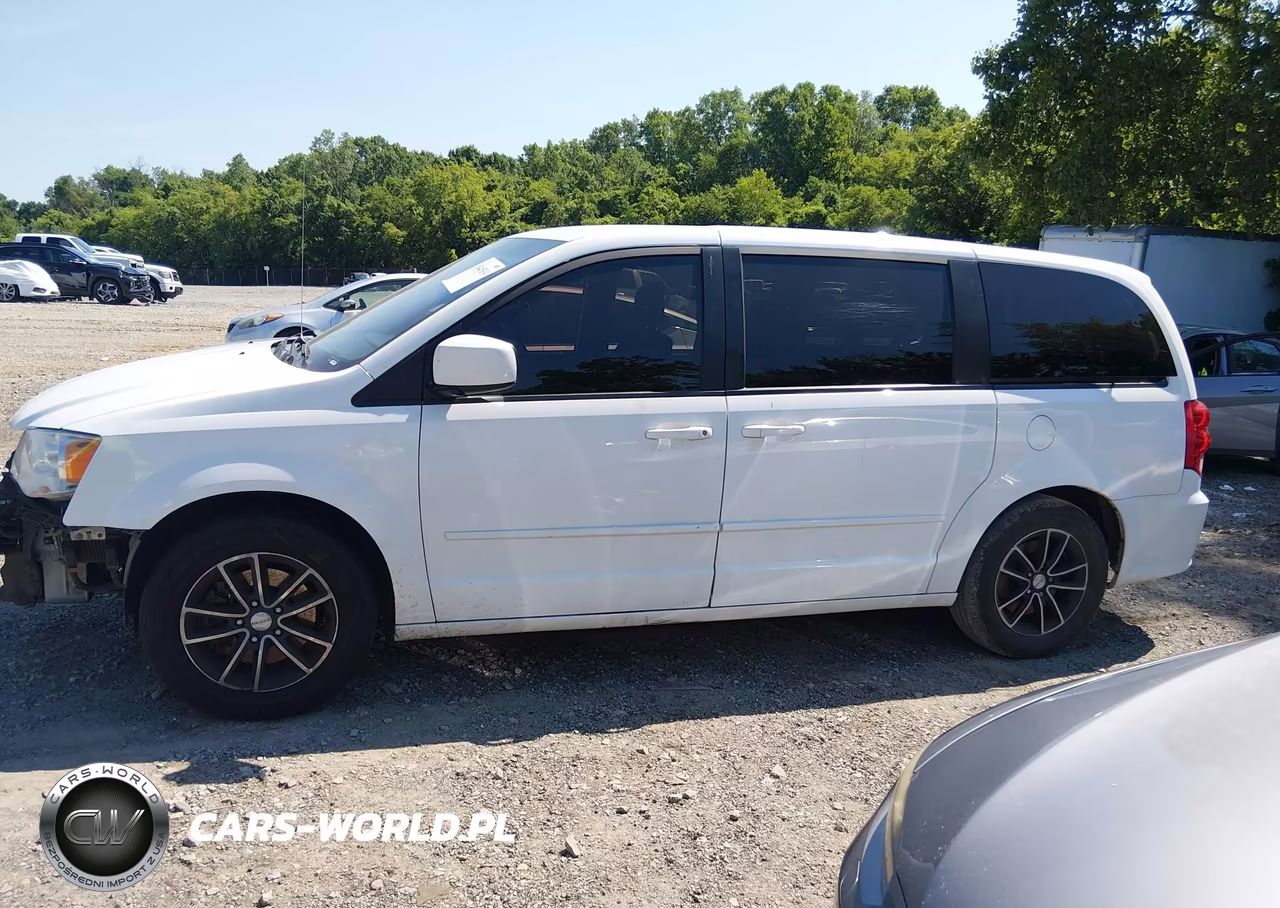 2017 Dodge Grand Caravan Sxt VIN:2C4RDGCG5HR756387 - 15