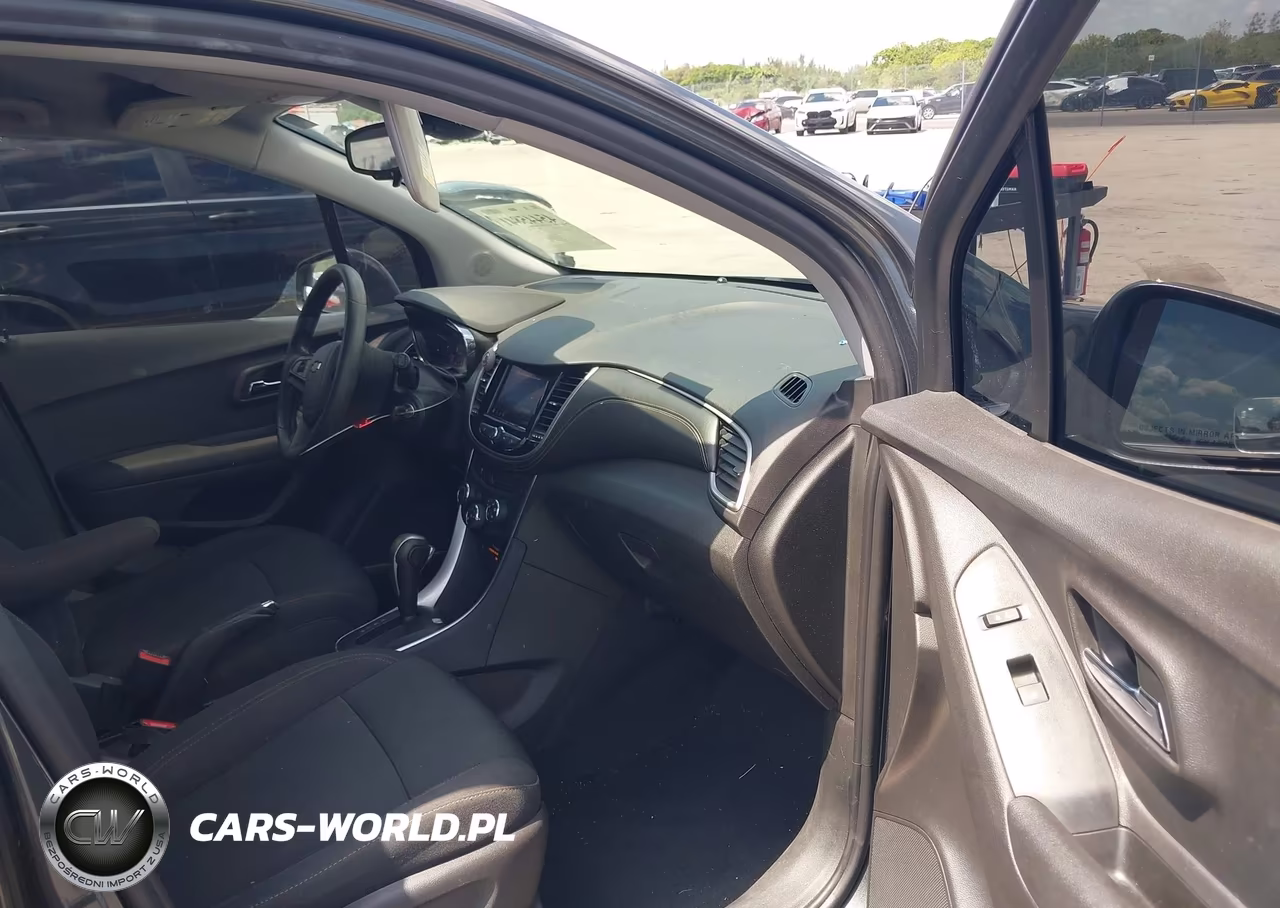 2020 Chevrolet Trax Fwd Lt VIN:3GNCJLSBXLL226457 - 5