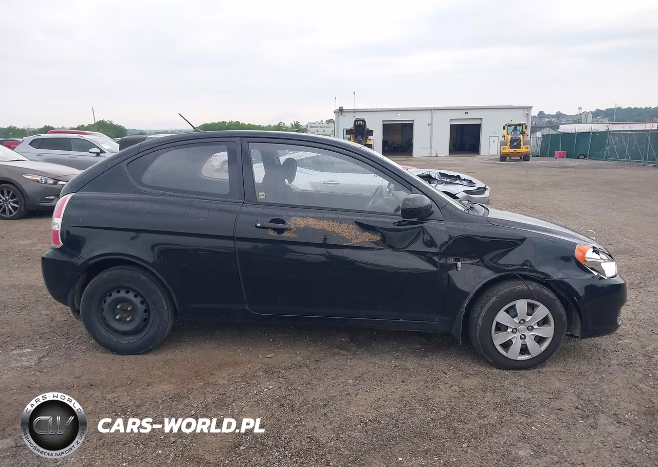 2010 Hyundai Accent Gs VIN:KMHCM3AC0AU167718 - 12