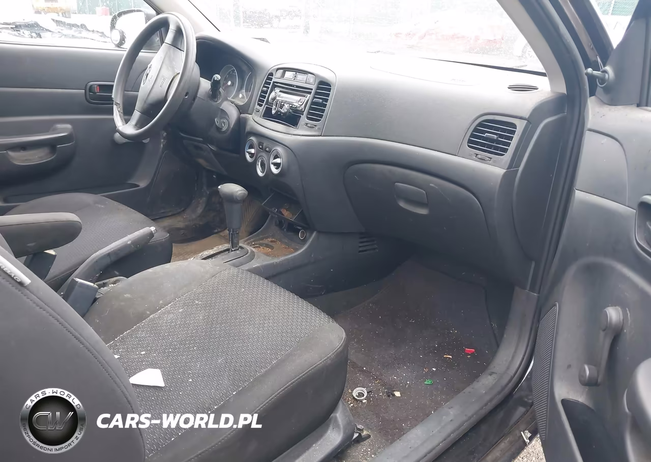 2010 Hyundai Accent Gs VIN:KMHCM3AC0AU167718 - 5