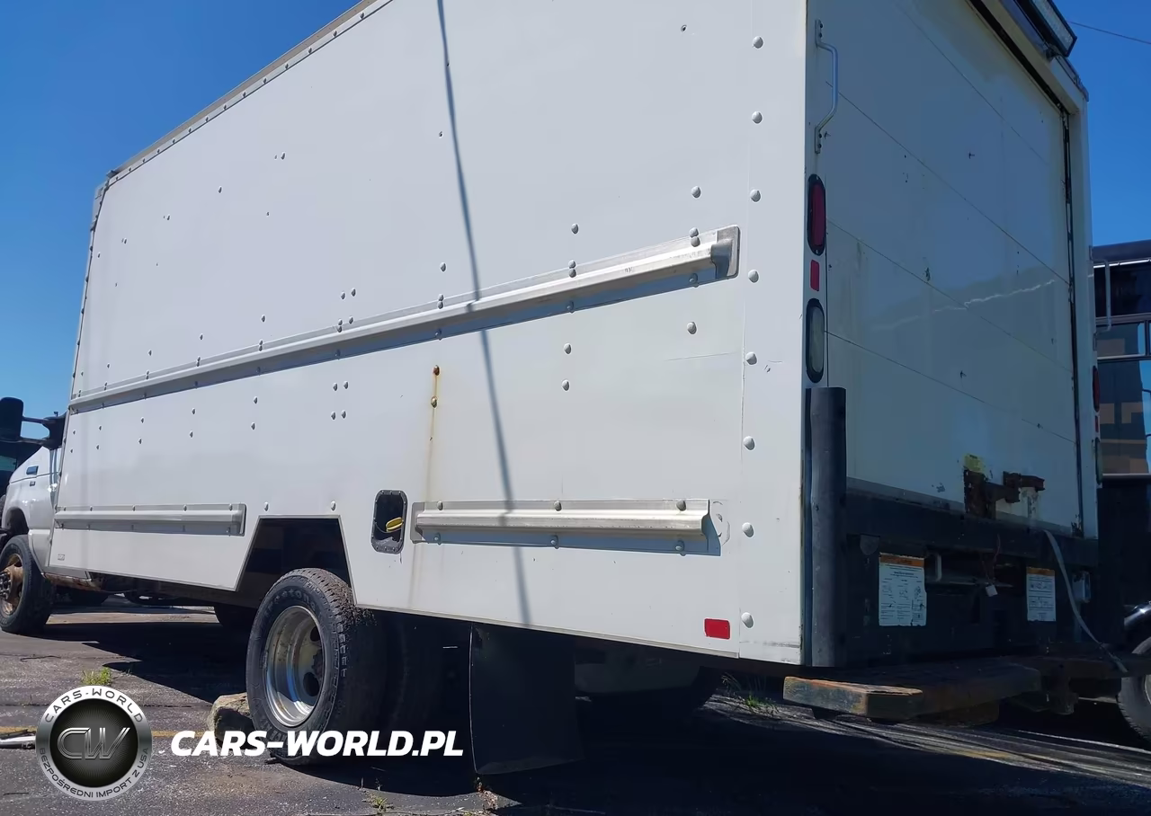 2011 Ford Econoline Commercial Cutaway VIN:1FDWE3FL9BDA95678 - 3