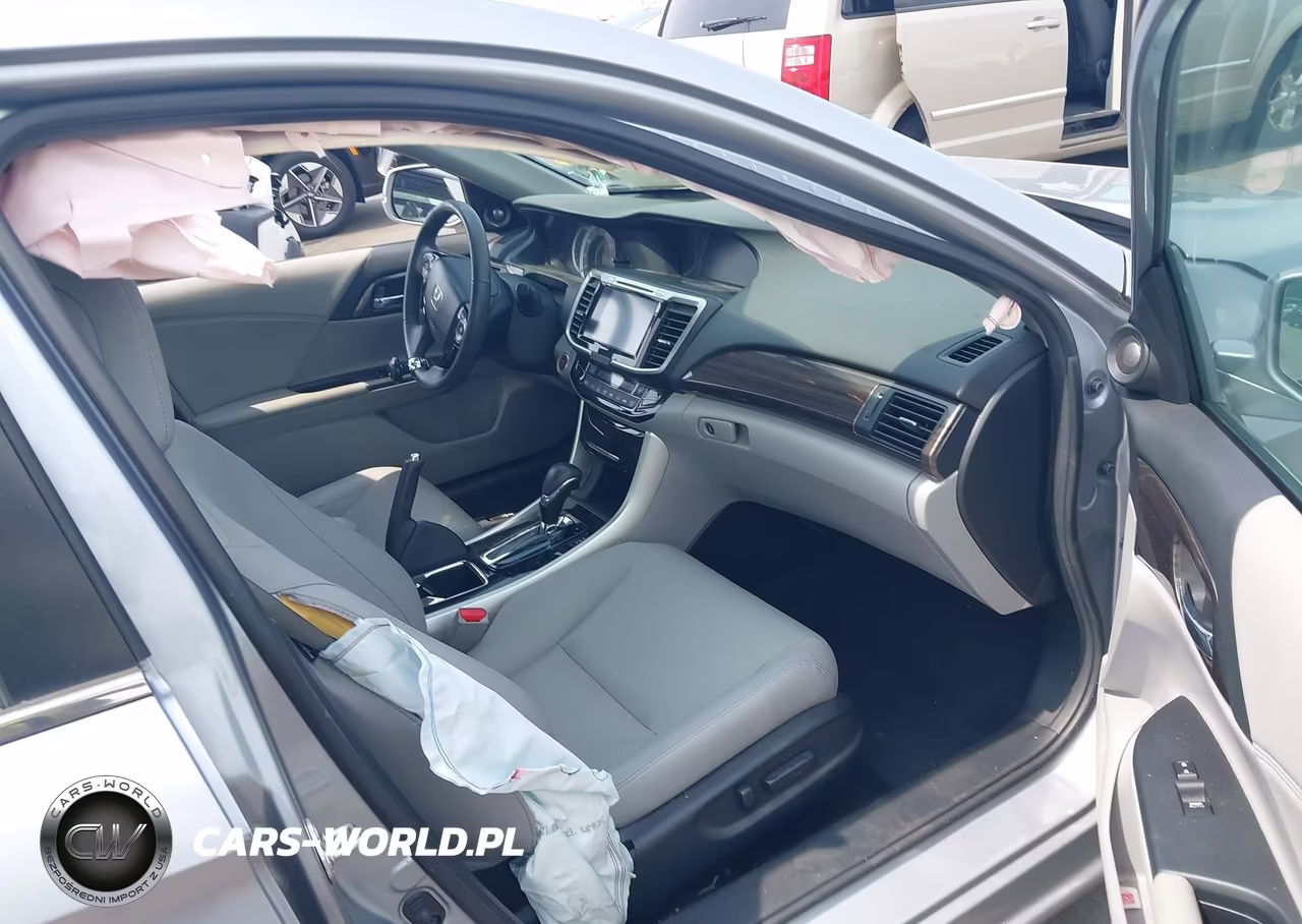 2017 Honda Accord Ex-L VIN:1HGCR2F8XHA110721 - 5