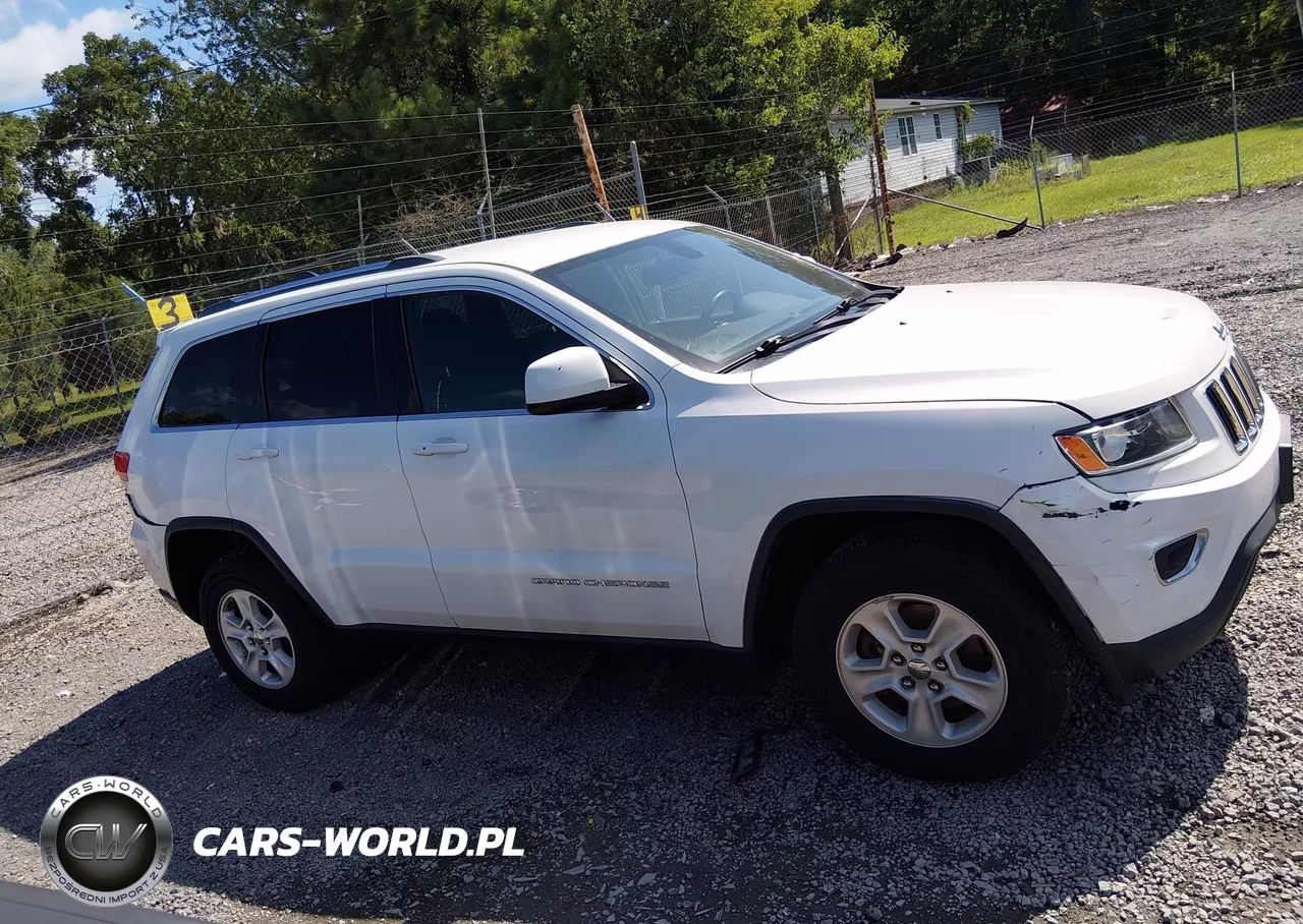 2015 Jeep Grand Cherokee Laredo VIN:1C4RJFAG1FC791343 - 13