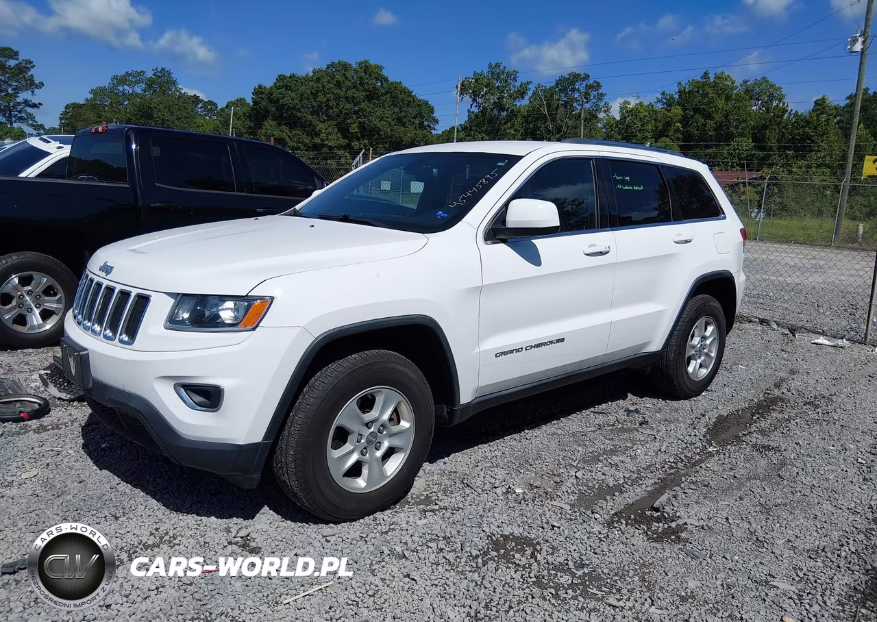 2015 Jeep Grand Cherokee Laredo VIN:1C4RJFAG1FC791343 - 2