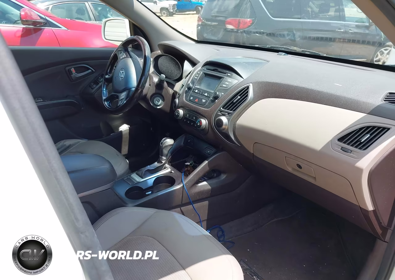 2015 Hyundai Tucson Se VIN:KM8JU3AG4FU042190 - 5