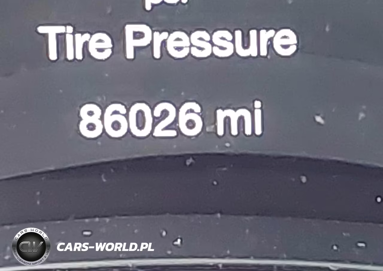 2019 Jeep Grand Cherokee High Altitude 4X4 VIN:1C4RJFCTXKC570120 - 15