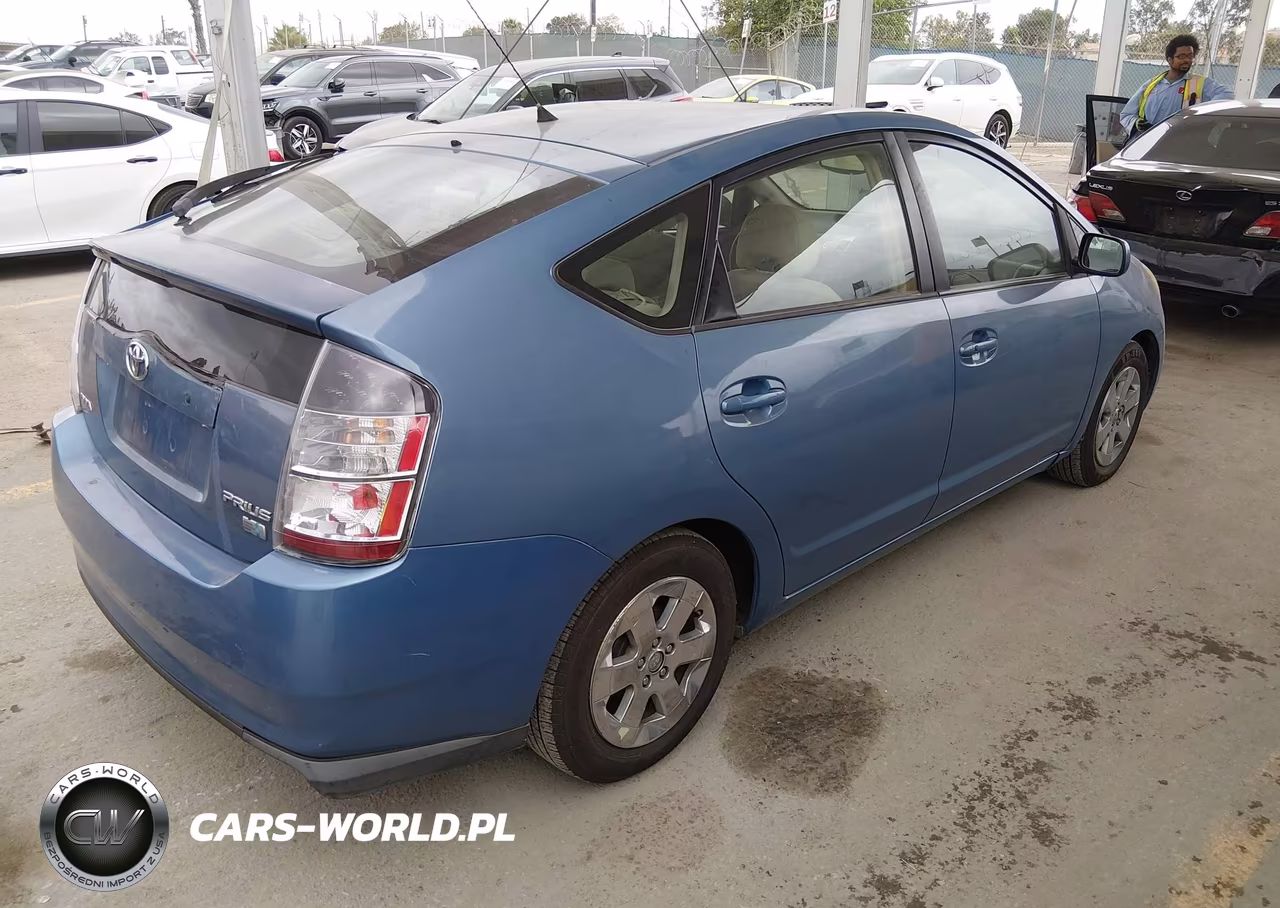 2005 Toyota Prius VIN:JTDKB20U057039090 - 4