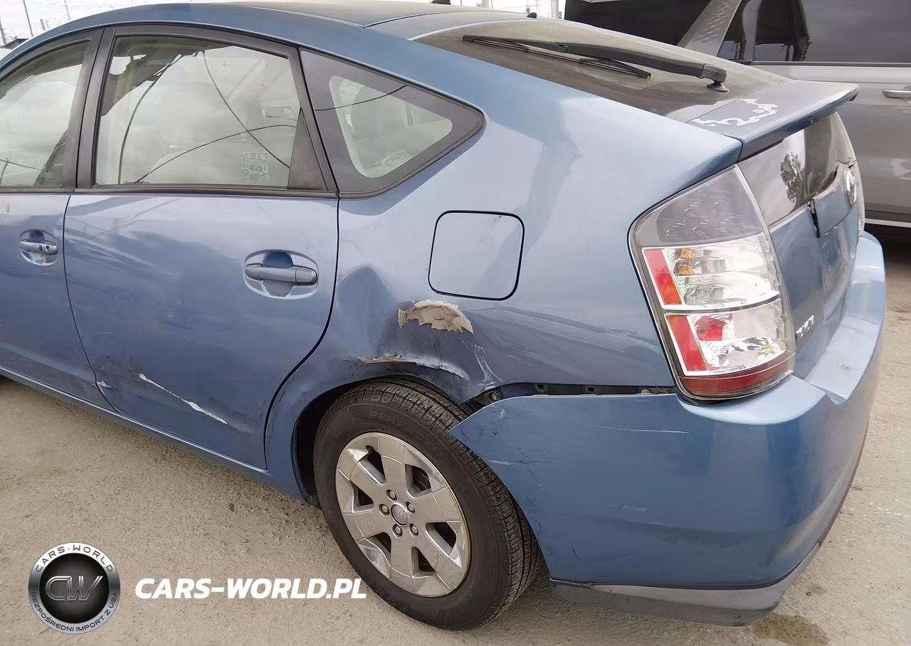 2005 Toyota Prius VIN:JTDKB20U057039090 - 6