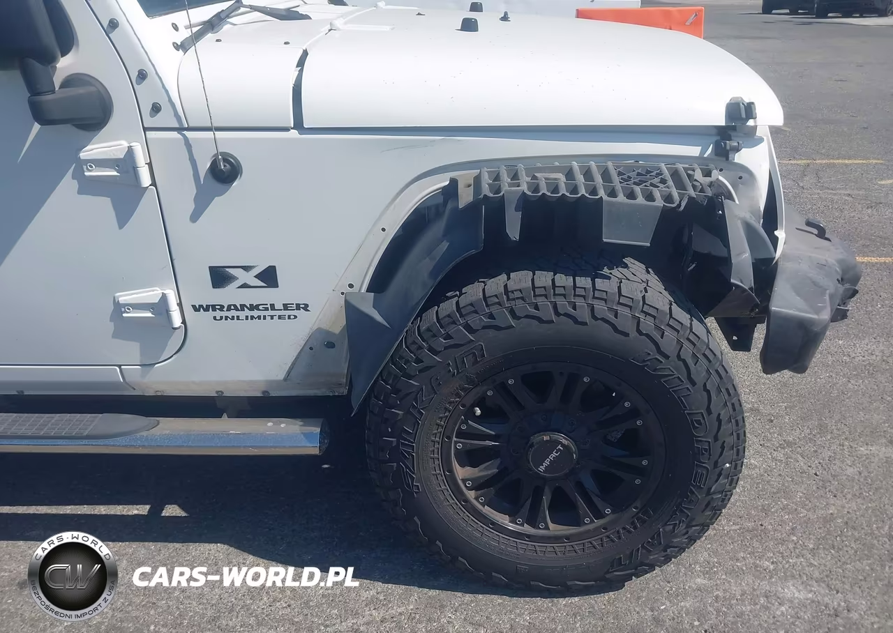 2007 Jeep Wrangler Unlimited X VIN:1J8GB39137L227299 - 12