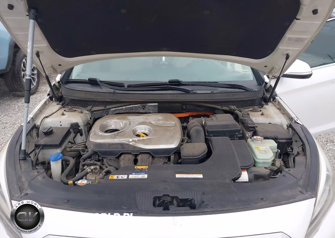2016 Hyundai Sonata Hybrid Se VIN:KMHE24L18GA015468 - 10