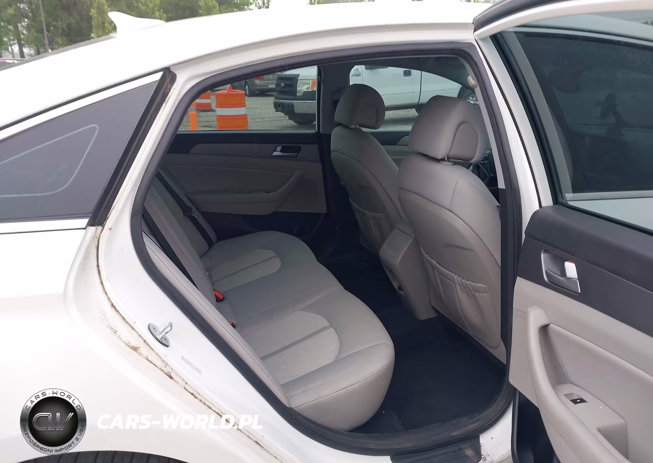 2016 Hyundai Sonata Hybrid Se VIN:KMHE24L18GA015468 - 8