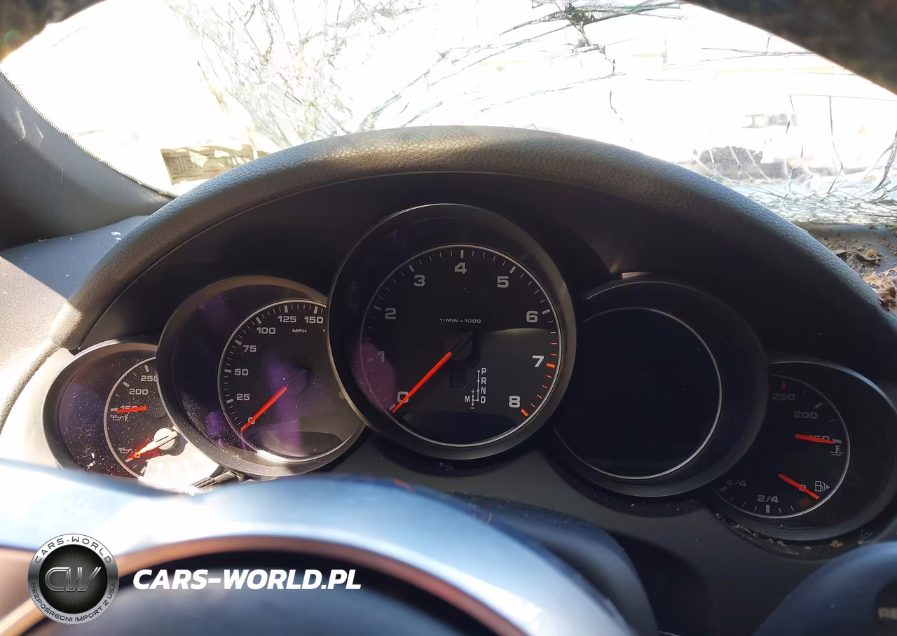 2017 Porsche Cayenne Platinum Edition VIN:WP1AA2A27HKA83017 - 7