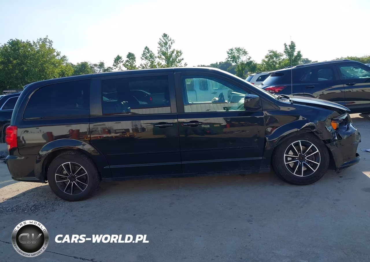 2015 Dodge Grand Caravan R-T VIN:2C4RDGEG9FR535479 - 13