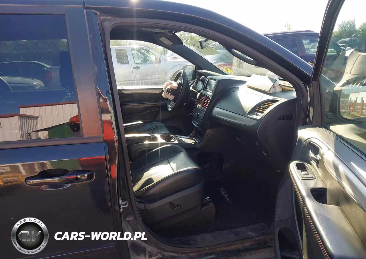 2015 Dodge Grand Caravan R-T VIN:2C4RDGEG9FR535479 - 5
